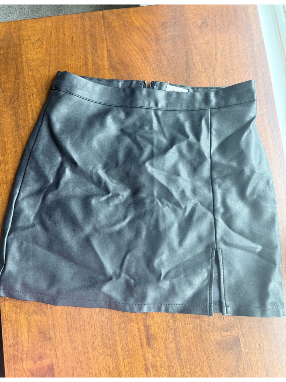 Le Lis Stratton Faux Leather Mini Skirt | Size Small | Black Excellent Condition